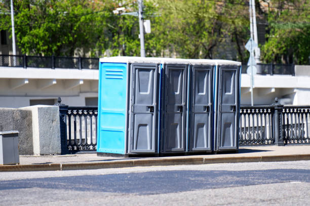 Best Portable restroom trailer rental  in Garwood, NJ